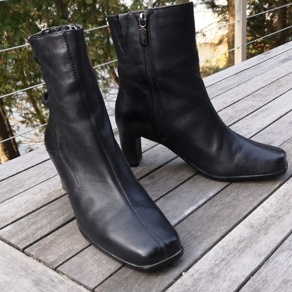 Collège leather ankle boots - Picture 2 of 16